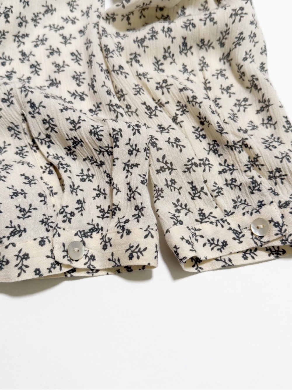 Rails Jasmine Ditsy Floral Smocked Waist Layered Mini Dress - Picture 10 of 15